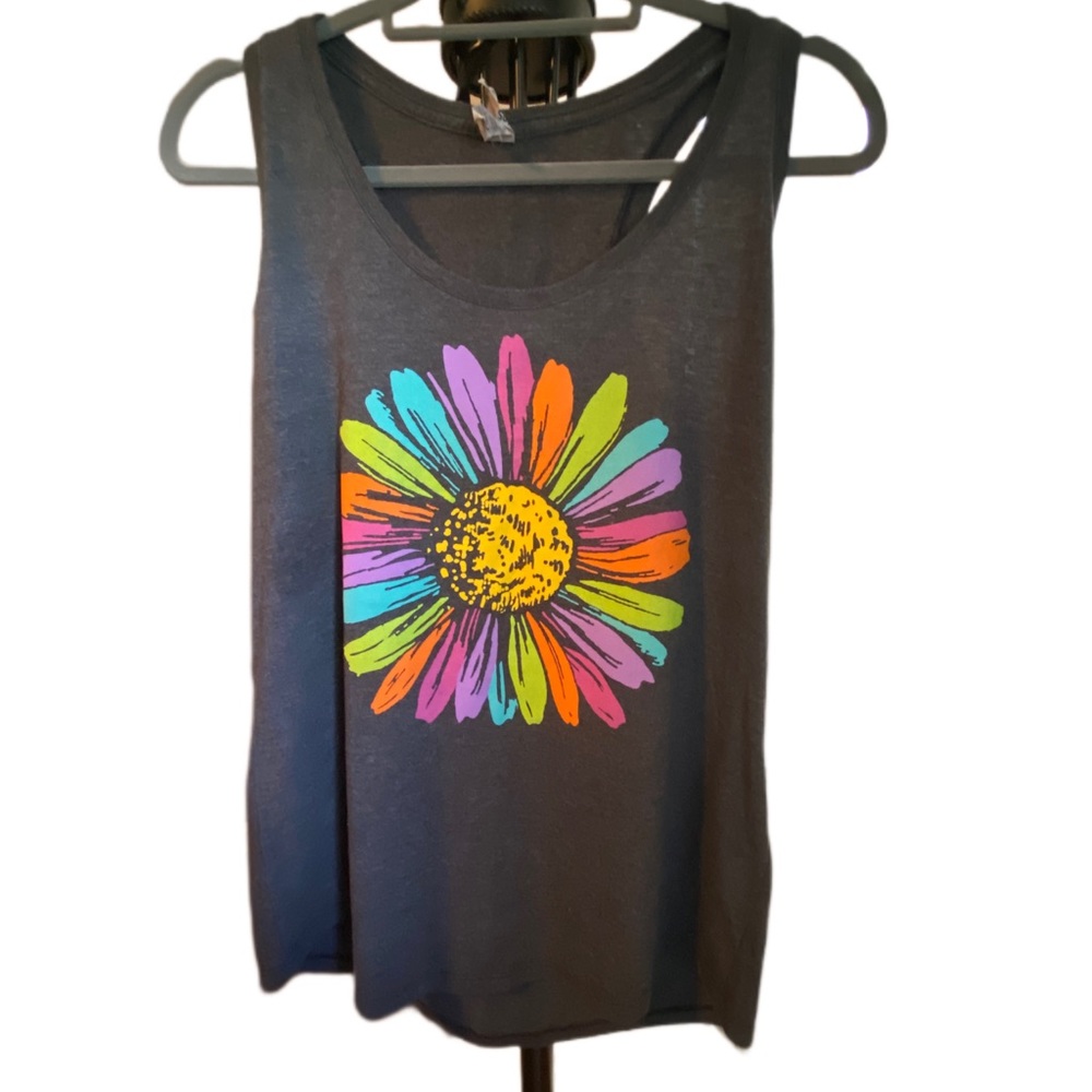 Gray tank